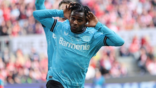 Có thêm Frimpong, Slot sẽ thay đổi Liverpool để chiến thắng