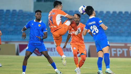 V-League 2024/25: 'Phim hay đoạn kết'