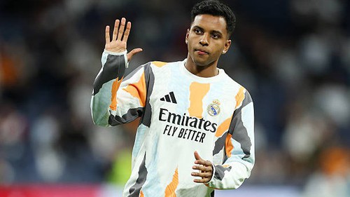 Ngôi sao thứ 2 sắp chia tay Real Madrid sau Modric