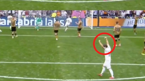 Modric hành động mẫu mực đến tận giây phút cuối cùng ở Bernabeu, xứng danh huyền thoại của Real Madrid