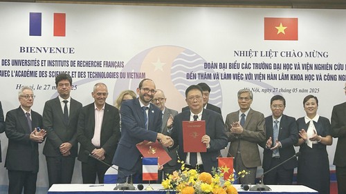 Mở rộng hợp tác giáo dục và khoa học Việt Nam - Pháp