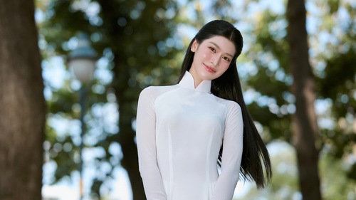 Nguyễn Thanh Thảo và vẻ đẹp trí tuệ của nữ sinh Ngoại giao 