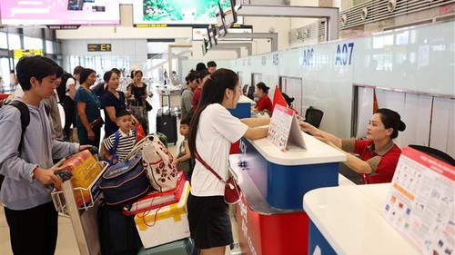 Thông suốt dịch vụ tại các sân bay dịp nghỉ lễ 30/4 - 1/5