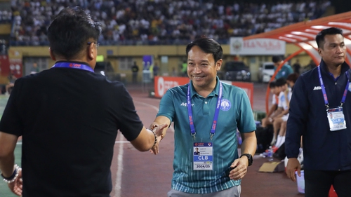 V-League 2024/25: Khi... 'bụt nhà vẫn thiêng'