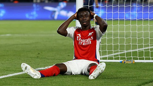 ‘Saka sẽ mất ngủ vài đêm vì bỏ lỡ cơ hội gỡ hòa mười mươi trước PSG’