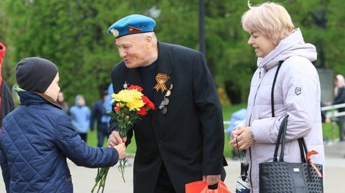 Dấu ấn kỷ niệm "Ngày Chiến thắng" trên khắp nước Nga