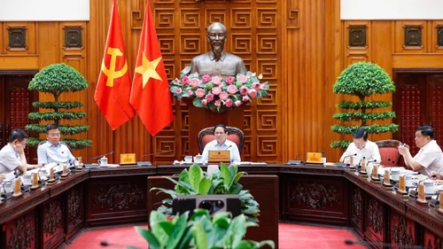 Thủ tướng Phạm Minh Chính: Khẩn trương đưa Nghị quyết về phát triển kinh tế tư nhân vào cuộc sống