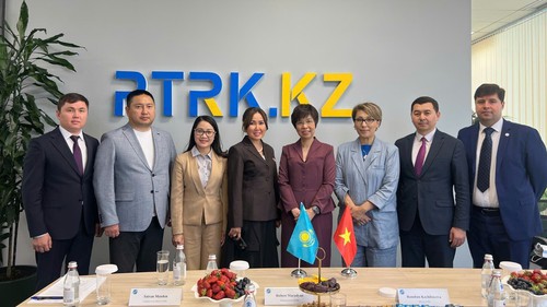 Tổng giám đốc TTXVN thăm, làm việc tại Tổ hợp Phát thanh và Truyền hình Kazakhstan