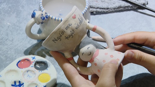 Ngày của Mẹ - Khi gốm kể câu chuyện yêu thương