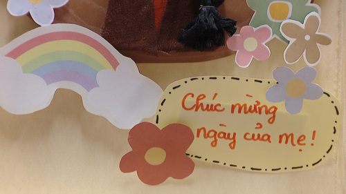 Món quà tặng mẹ - Những điều chưa từng nói thành lời 