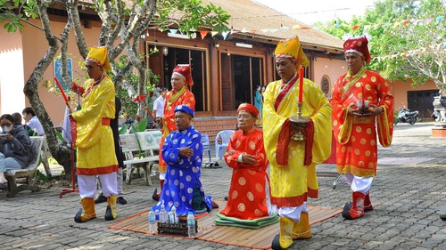 Gìn giữ bản sắc văn hóa tín ngưỡng độc đáo Lễ hội Kỳ yên Thượng điền đình Bình Thủy
