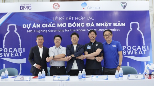 Đội của Patrik Lê Giang thắp sáng ước mơ bóng đá Nhật Bản cho trẻ em