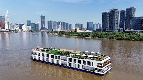Ra mắt nhiều sản phẩm mới phục vụ du khách dịp Hè 2025