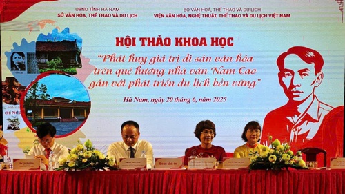 Phát triển du lịch bền vững từ di sản văn học