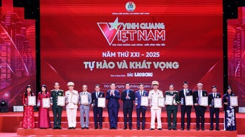 Chương trình “Vinh quang Việt Nam” năm 2025: Tôn vinh những con người cống hiến vì Tổ quốc