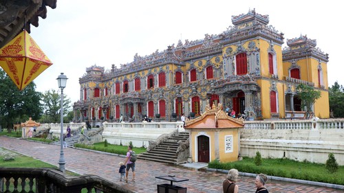 Bộ VHTTDL đề nghị các tỉnh thành tăng cường bảo vệ, phát huy giá trị di tích, thắng cảnh