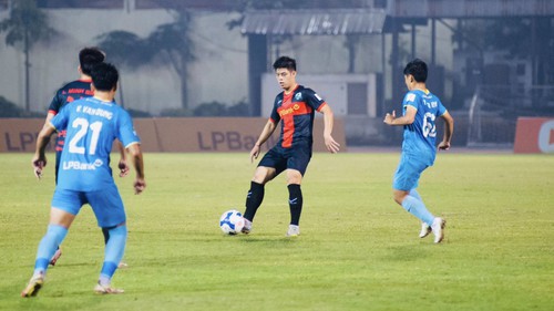 HLV Kim Sang Sik gọi thêm cầu thủ Ninh Bình vào đội U22 Việt Nam