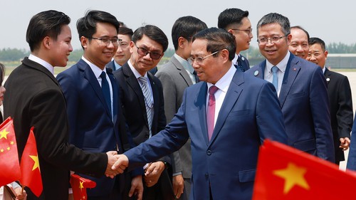 Thủ tướng Phạm Minh Chính tới Thiên Tân bắt đầu dự Diễn đàn Kinh tế thế giới và làm việc tại Trung Quốc