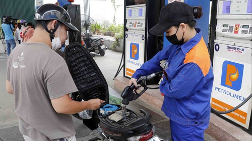Giá xăng dầu tiếp tục tăng từ 15 giờ hôm nay 26/6