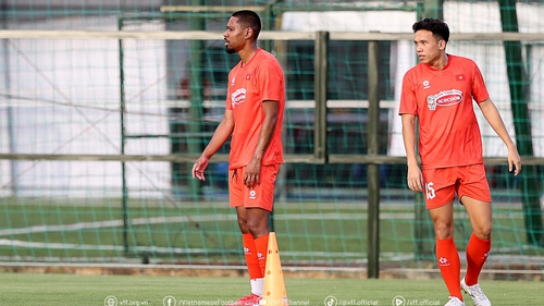 Cao Quang Vinh đá chính, đội tuyển quốc gia thắng U22 Việt Nam