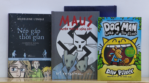 Moving Library #2: Graphic Novel - tủ sách di động theo chủ đề