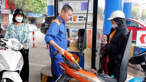 Giá xăng dầu đồng loạt tăng từ 15 giờ hôm nay 5/6