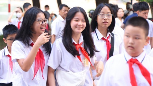 Thủ tướng chỉ thị về việc tổ chức dạy học 2 buổi/ngày và tổ chức sinh hoạt hè cho trẻ em