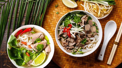 "We Love Phở" - Khi hương vị quê nhà lan tỏa khắp trời Âu