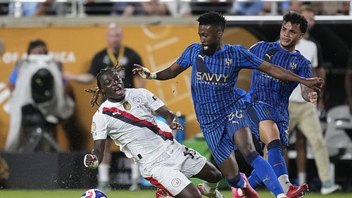 Đội châu Á duy nhất còn lại ở FIFA Club World Cup tạo địa chấn khi loại CLB của Ngoại hạng Anh