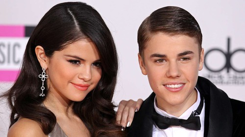 Ca khúc "Lose You to Love Me" của Selena Gomez: Rời đi để tìm hạnh phúc chân chính