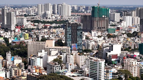 Dư địa mở ra cho thị trường bất động sản sau hợp nhất
