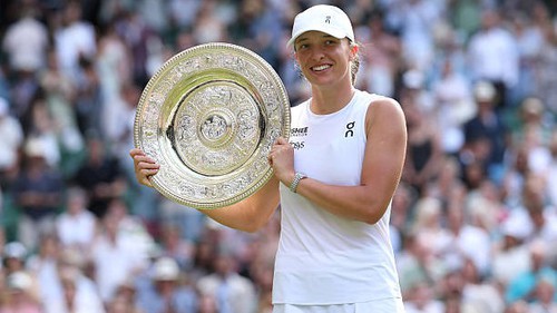Đối thủ của Swiatek bật khóc sau khi thua chung kết Wimbledon theo cách không tưởng 