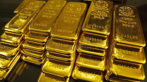 Giá vàng hôm nay quanh mức 121,5 triệu đồng/lượng