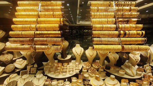 Giá vàng thế giới hạ nhiệt