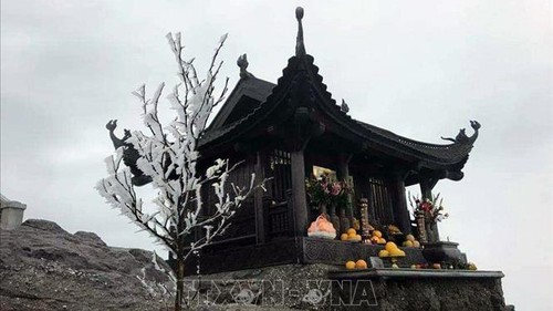 Mênh mang phù vân Yên Tử…