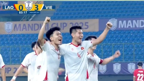 Trung vệ cao 1m84 lập cú đúp, U23 Việt Nam thắng trận ra quân và dẫn đầu bảng ở giải Đông Nam Á