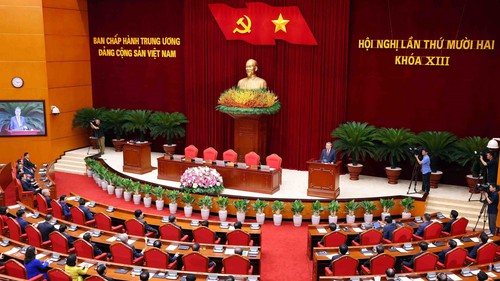 Thông báo Hội nghị lần thứ 12 Ban Chấp hành Trung ương Đảng khóa XIII