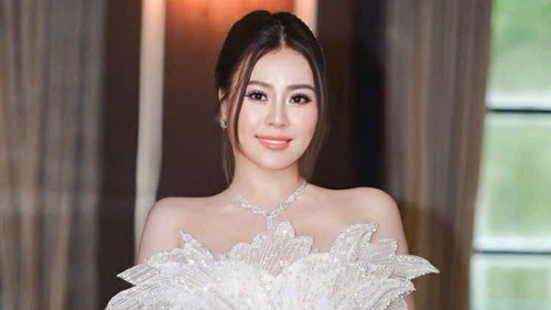 Hoa hậu Phan Kim Oanh: Âm thầm theo đuổi con đường học vấn và nghệ thuật