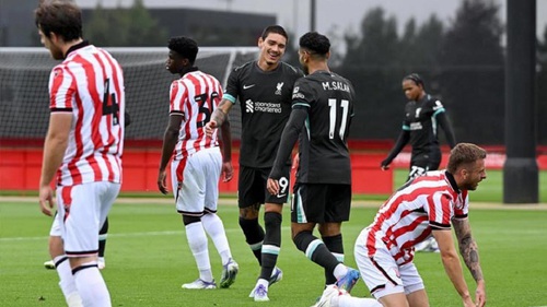 Chân sút đang bị rao bán lập hat-trick trong 14 phút, Liverpool thắng 5 sao ở trận giao hữu kín