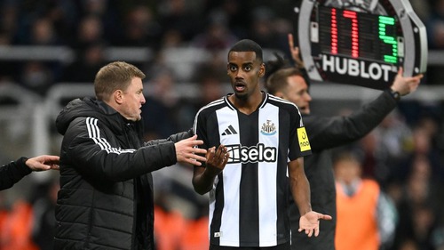 NÓNG: Alexander Isak không đi du đấu cùng Newcastle trước tin đồn chuyển sang Liverpool