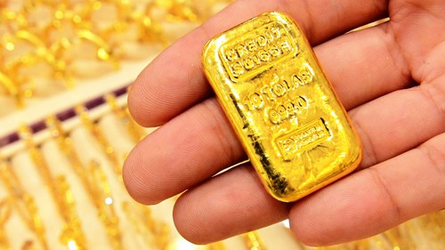 Giá vàng hôm nay 28/7 quanh mức 121 triệu đồng/lượng