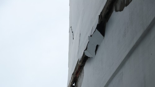 TP. Hồ Chí Minh kiểm tra tòa chung cư cao 34 tầng có vết nứt gãy
