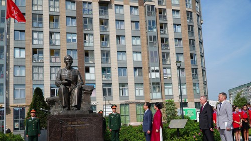 Khánh thành Quảng trường Hồ Chí Minh tại St. Petersburg, LB Nga