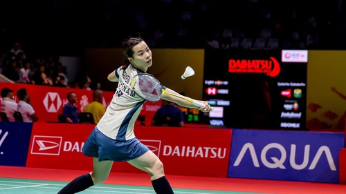 Ngược dòng ngoạn mục trước đối thủ Đan Mạch, Thùy Linh vào chung kết Canada Open 2025