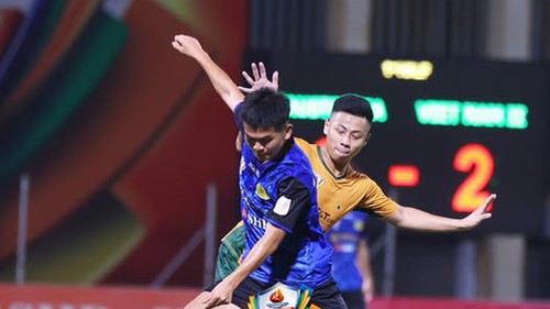 Đội bóng Việt Nam thắng Australia 10-3, giành vé vào bán kết giải Đông Nam Á