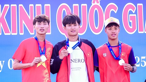 Nguyễn Trung Cường xuất sắc giành HCV nội dung 3000m vượt chướng ngại vật nam tại Giải điền kinh VĐQG 2025