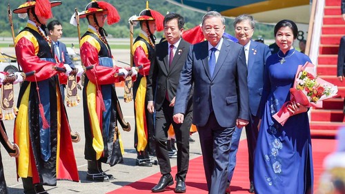 Tổng Bí thư Tô Lâm và Phu nhân bắt đầu thăm cấp Nhà nước Đại Hàn Dân Quốc