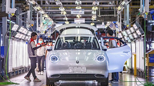 Doanh số bán xe điện toàn cầu tăng chậm lại