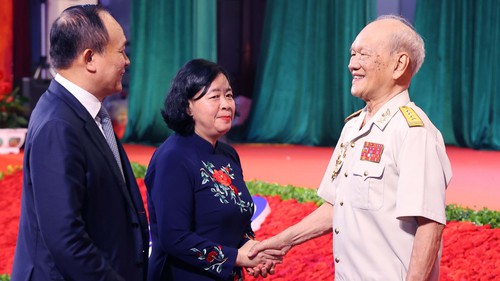 Hà Nội tri ân cán bộ lão thành cách mạng, người có công tiêu biểu