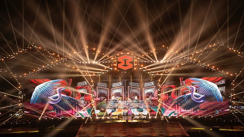 Đại nhạc hội “Moments of Wonder”: SOOBIN, Hòa Minzy chung sân khấu dàn sao quốc tế